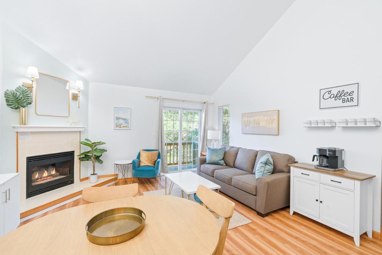 Cannon Beach Vibes, Steps To The Beach,Wifi,3 Full Bedroom En Suites With 3 Fireplaces,Near Downtown Εξωτερικό φωτογραφία